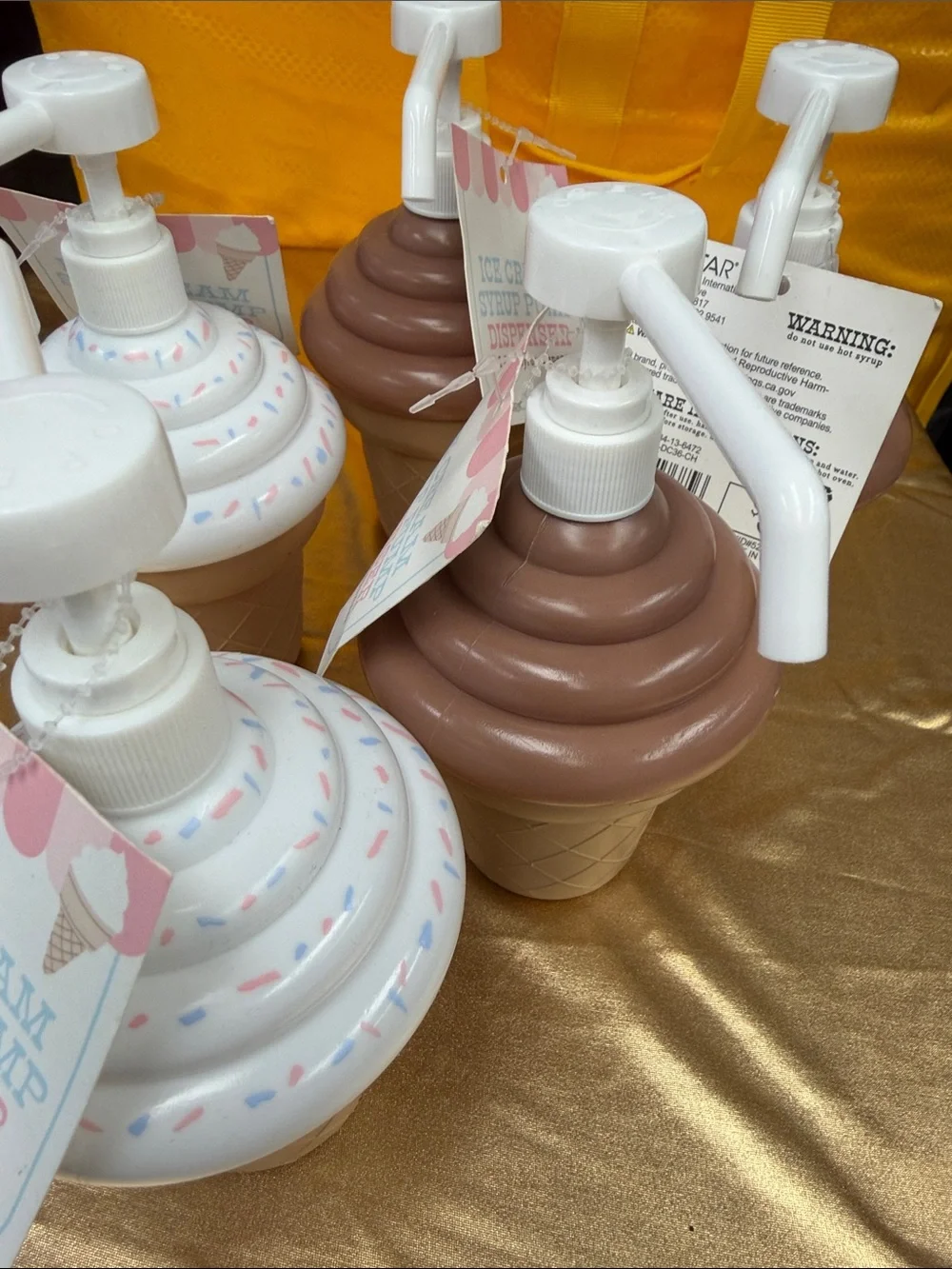 Ice Cream Syrup Pump Dispenser Bundle 5 pack - White & Chocolate 15.2 fl oz new